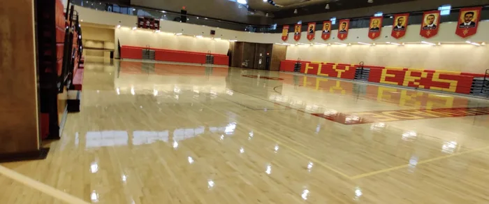 Panoramic sports court floor